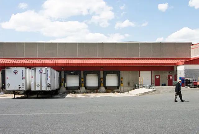 Loading dock services