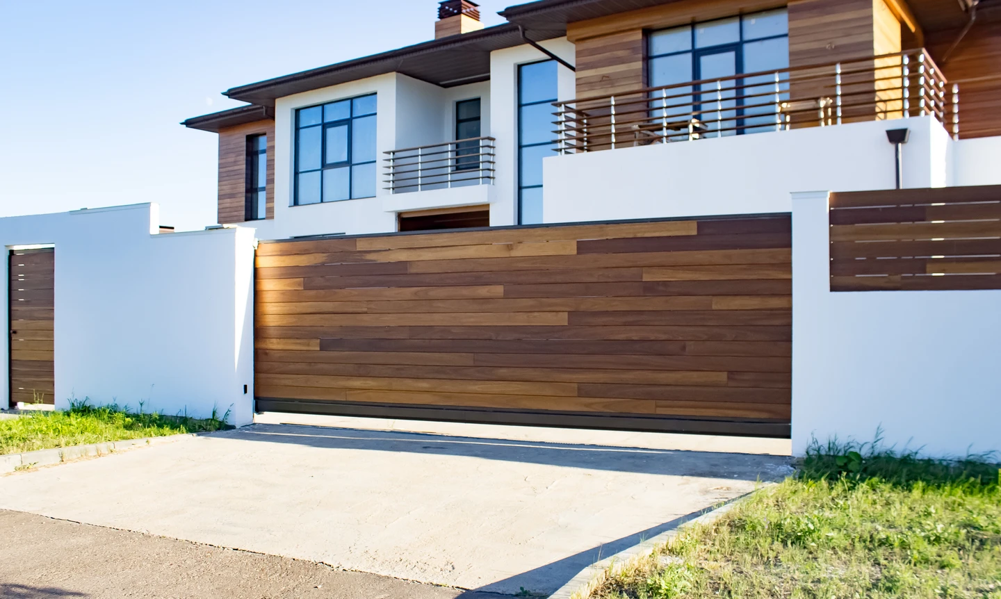 Modern slide gate